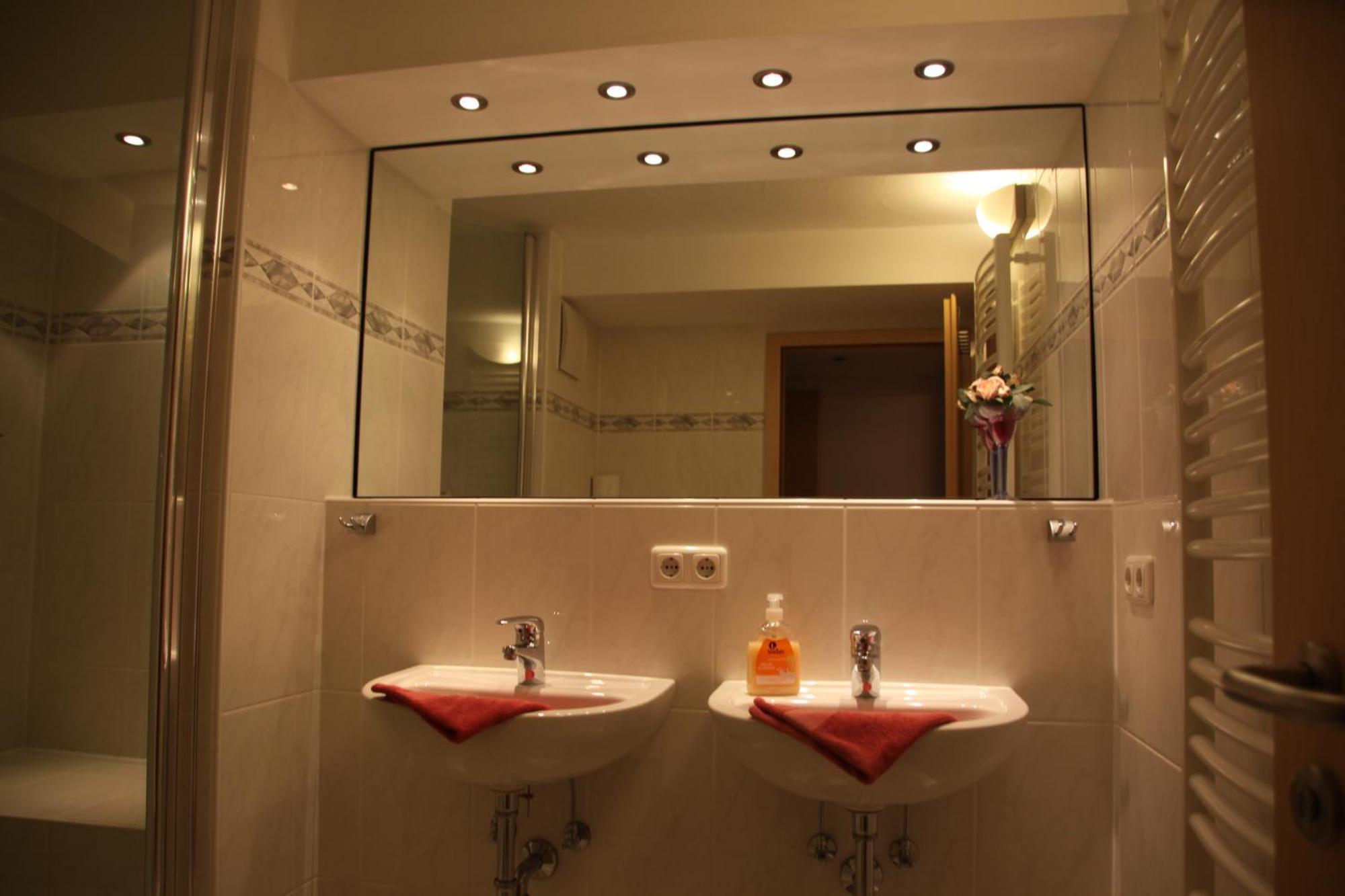 Ferienwohnung Am Zierhutbach Kranzberg Mittenwald Ngoại thất bức ảnh